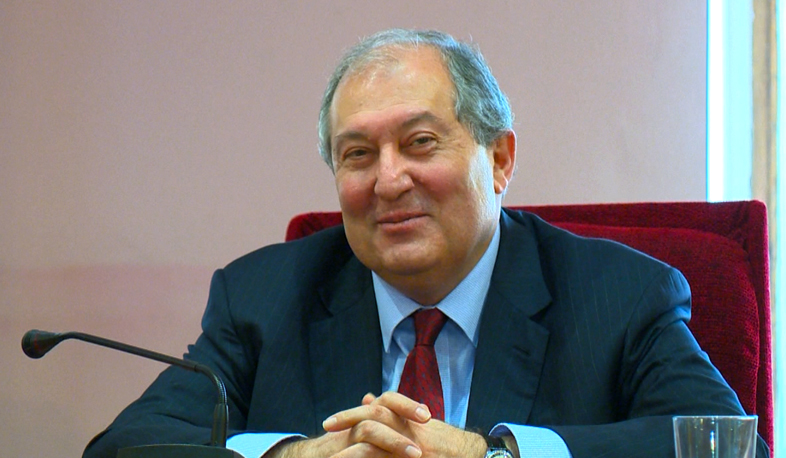 Армен Саргсян встретился с ученными