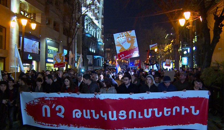 Без общественной сплоченности выхода нет