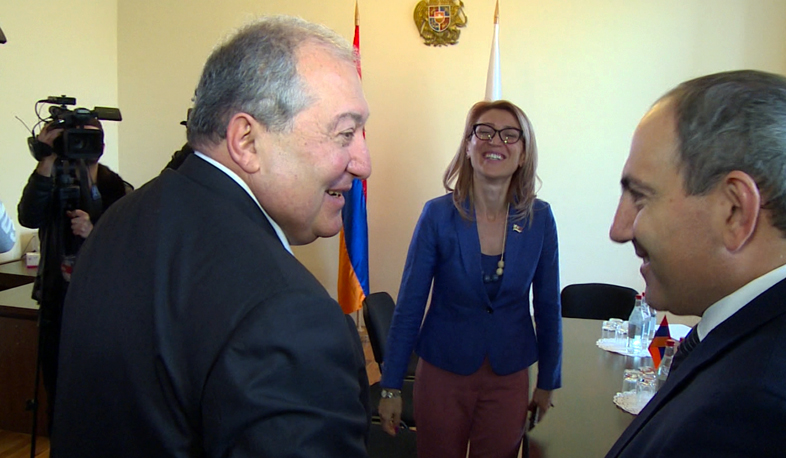 «Կառուցողական և բաց» հանդիպում «Ելքի» հետ