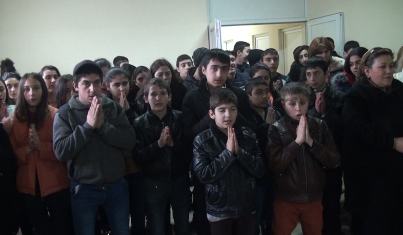 Կրակոցներից հեռու խաղաթաքսոցները