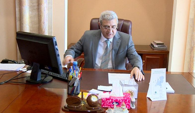 Մատենադարանի տնօրեն է ընտրվել Վահան Տեր-Ղևոնդյանը