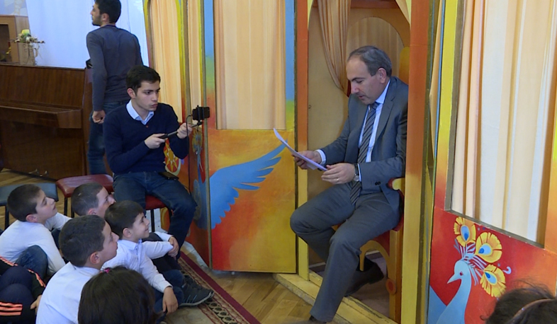 Ն. Փաշինյանը երեխաներին հեքիաթ է պատմել