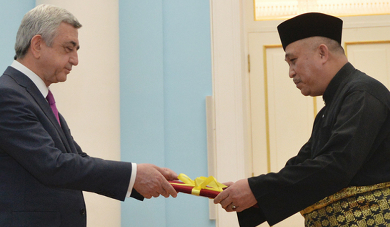 Посол Малайзии вручил верительные грамоты