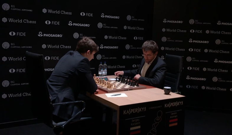 Aronian makes progress