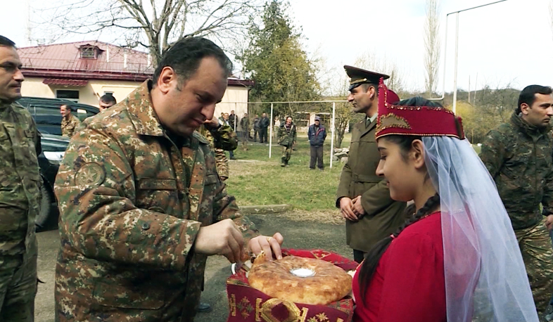 Ուժեղ սահմանամերձ համայնքներ, հզոր զինված ուժեր