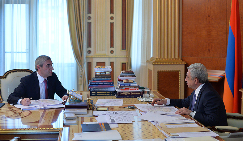 На повестке дня вопросы транспорта, связи и ИТ