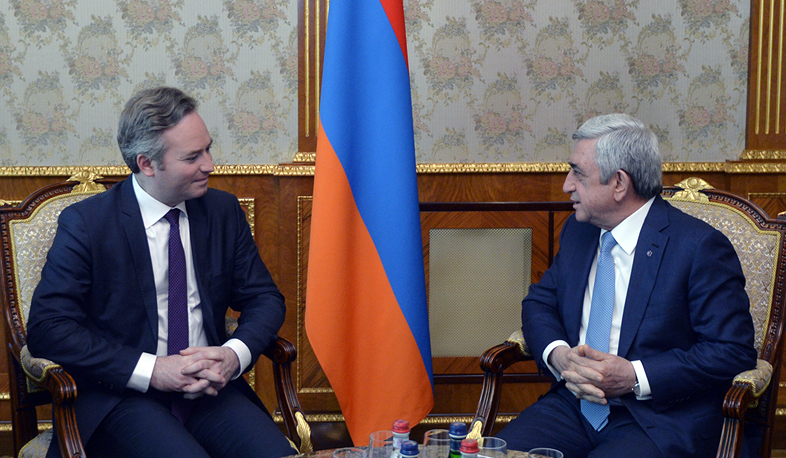 Նախագահ Սարգսյանն ընդունել է Ֆրանսիայի ԱԳՆ պետքարտուղարին