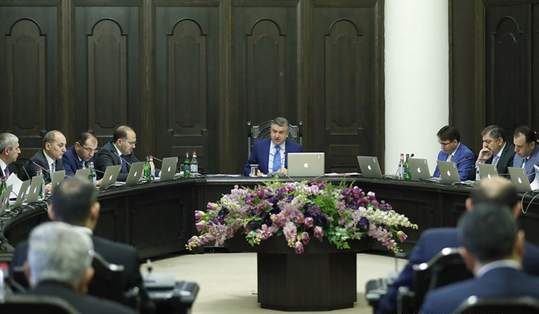 9 апреля правительство уйдет в отставку