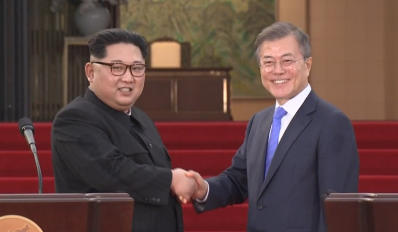 Կորեաներն անցնում են միասնական ժամային գոտու