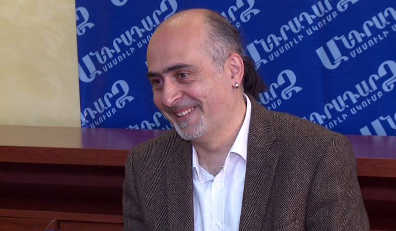 Հեղափոխությունը նաև սոցցանցերի, IT-ի, LIVE-երի շարժում էր