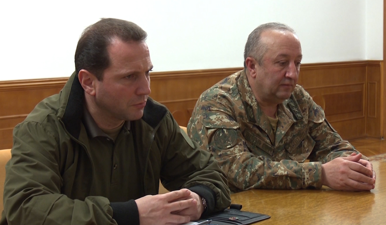 ՊՆ և ԱԳՆ նախարարներն Արցախում են