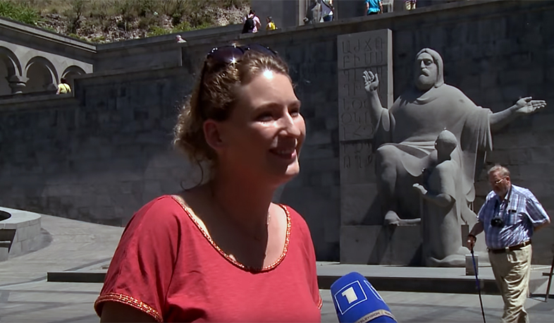 Ֆրանսիացի լրագրողները բացահայտում են Հայաստանը