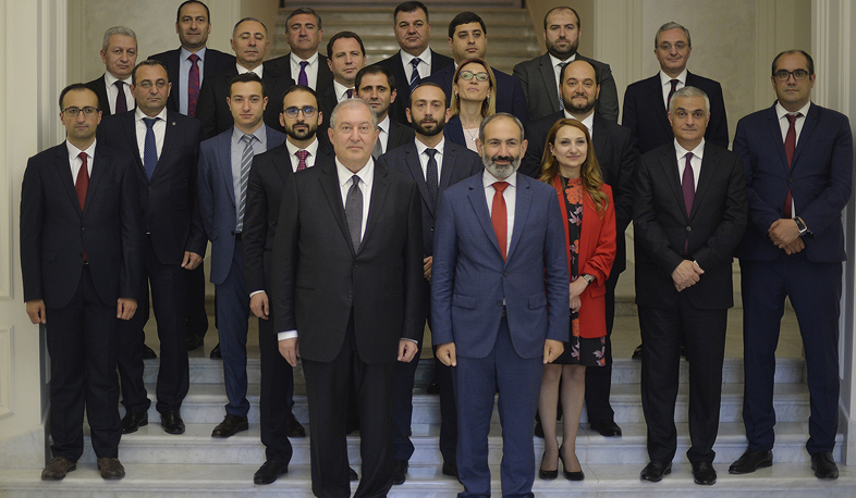 Government takes oath