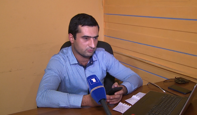 Armenian buses have troubles in Lars