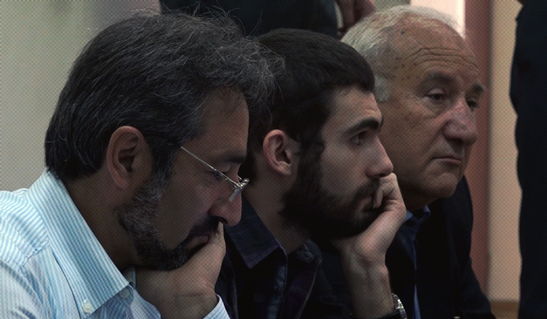 «Սասնա ծռերի» դատը. ծափեր ու բոյկոտ