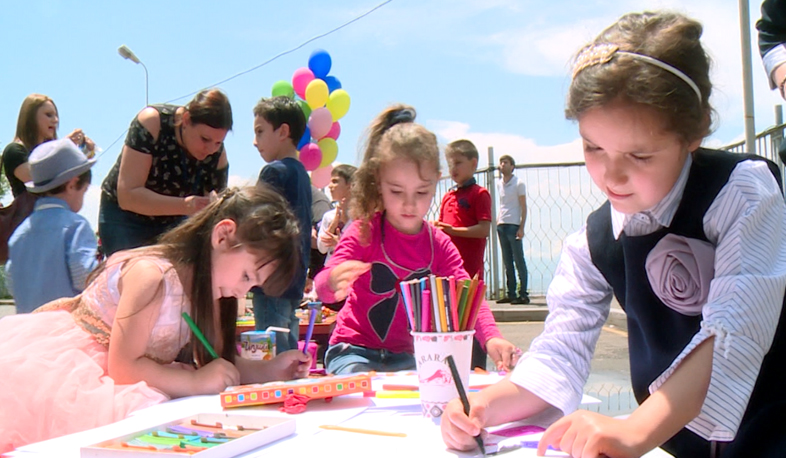 Փոքրիկների տոնը մեծ քաղաքում