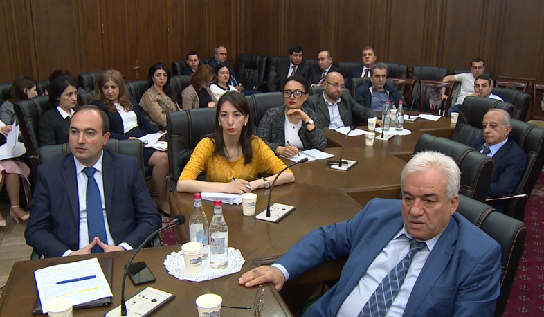 Կառավարության աշխատակազմը խնայողական ռեժիմի կանցնի