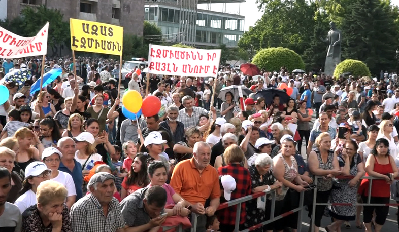 Etchmiadzin demands Mayor’s resignation