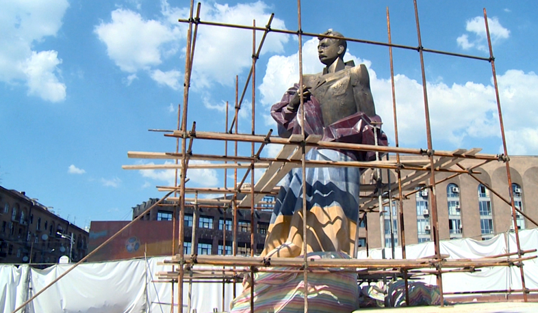 Կբացվի՞ Արամ Մանուկյանի արձանը