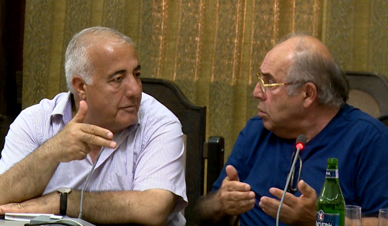 Electoral reforms group holds discussions with national minorities