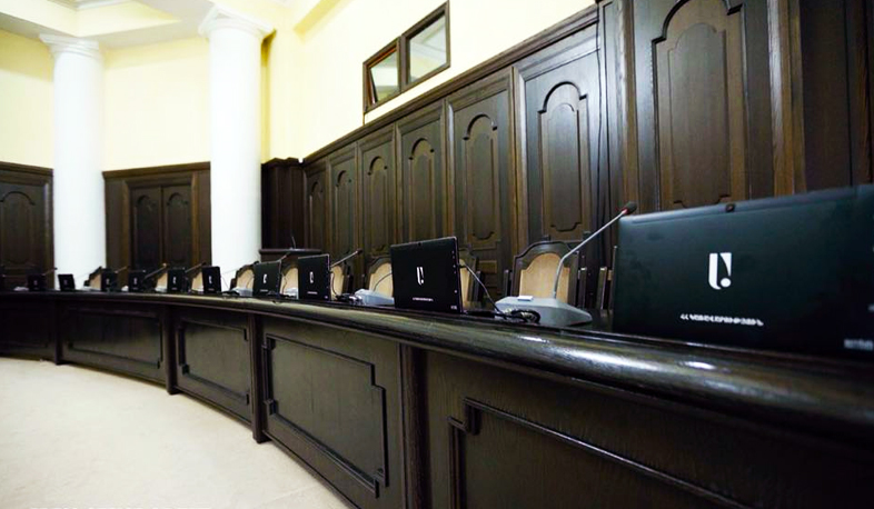 Կառավարության նիստը՝ հայկական համակարգիչներով