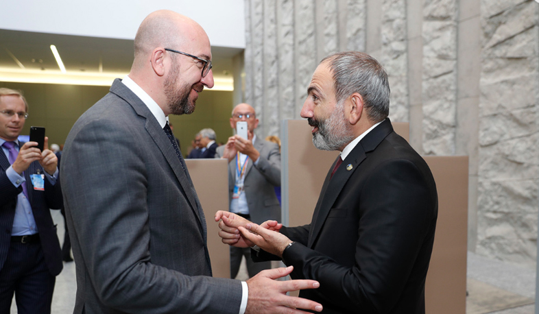 Nikol Pashinyan meets leaders of several countries