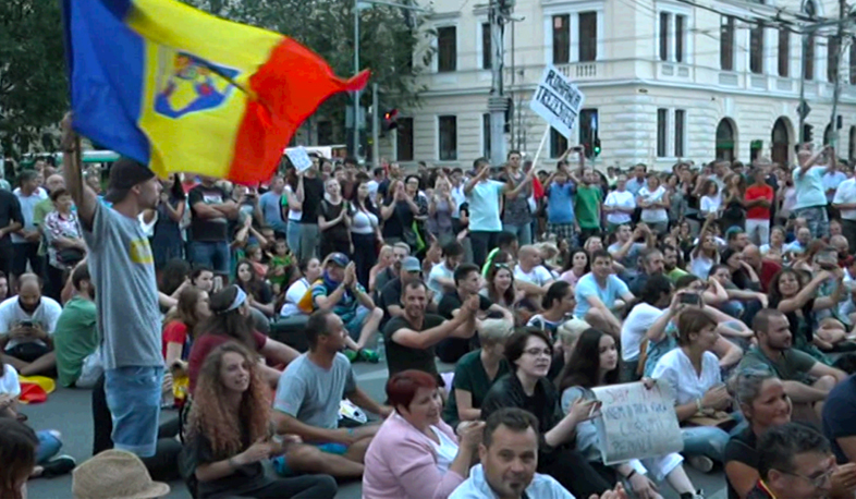 Բողոքի ցույցեր Ռումինիայում. պահանջը լավ երկիր ունենալն է