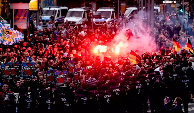 Նավալնին դարձյալ կալանավորվեց