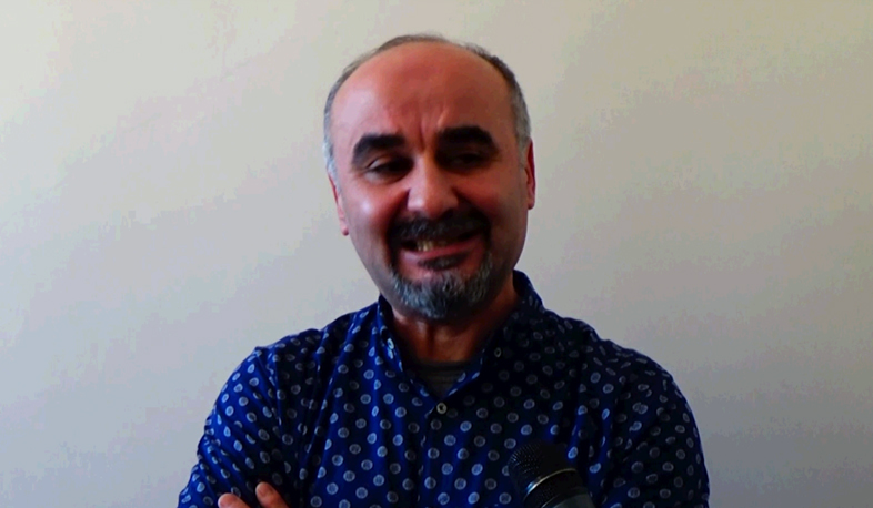 Ինչպե՞ս Է Քեմալ Օքսուզը դարձել Քեվին Օքսուզ