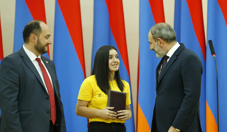 Վարչապետը հյուրընկալել է մրցույթների մասնակիցներին