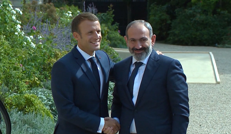 Փարիզում կայացավ Փաշինյան - Մակրոն հանդիպումը