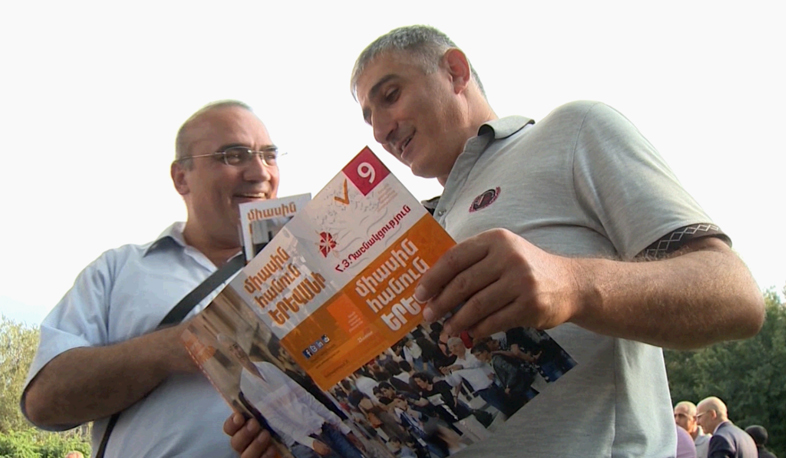 Yerevanians are hard workers, says Mikayel Manukyan