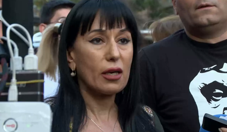 Партия «Процветающая Армения» представила предвыборные программы при помощи марша