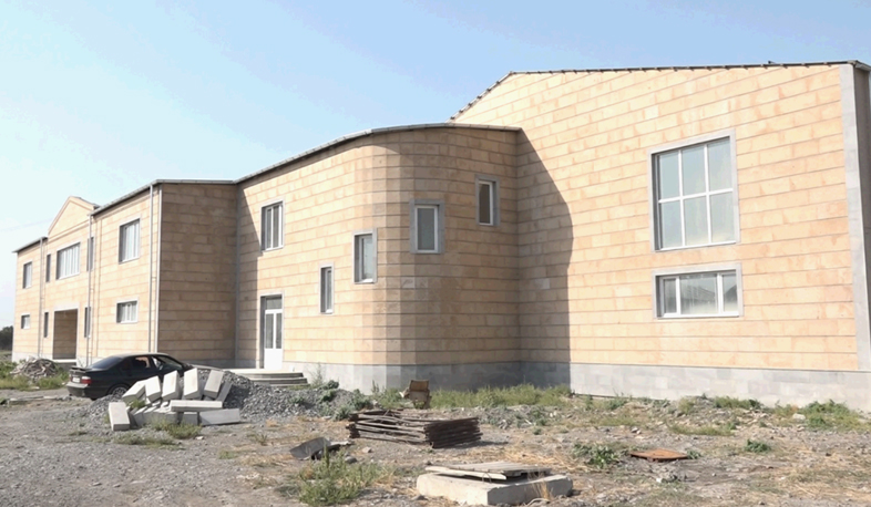 Էջմիածնի մարզահամալիրի շինարարությունը դադարեցված է