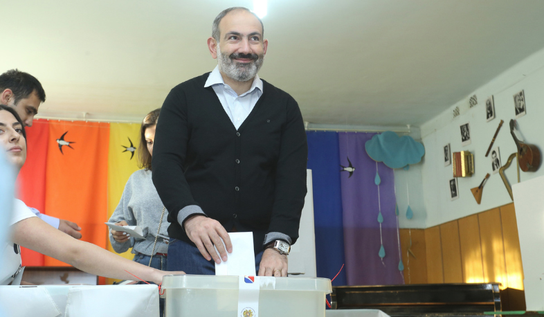 Վարչապետը քվեարկել է թիվ 8/16 ընտրատեղամասում