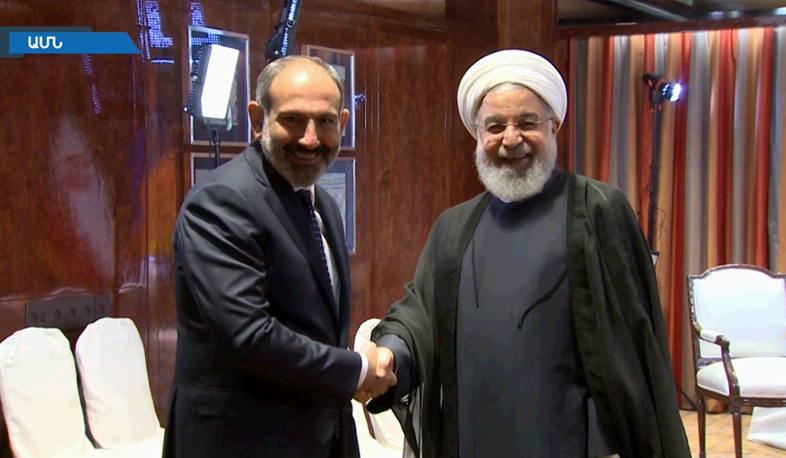 Iranian President invites PM Pashinyan to Tehran