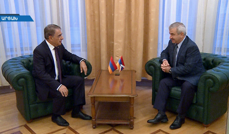 Ара Баблоян находится с визитом в Арцахе