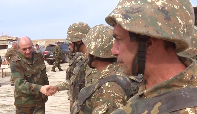 Bako Sahakyan visits frontline