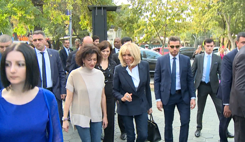 Francophone guests continue their acquaintance with Armenian history and culture