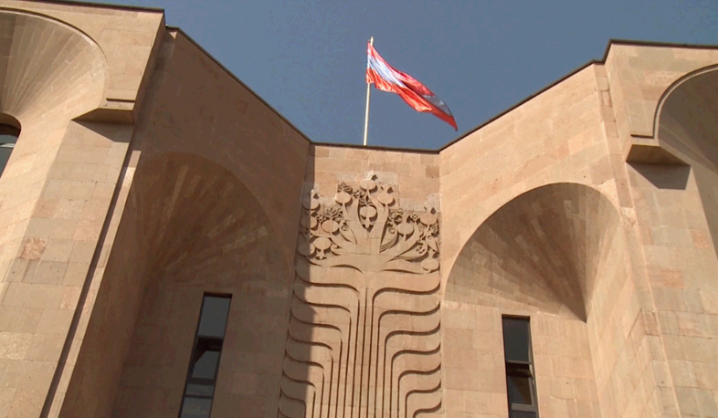 Three My Step members lay down mandates