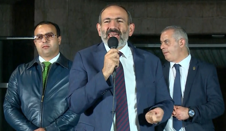 Նիկոլ Փաշինյանը՝ Էջմիածնում