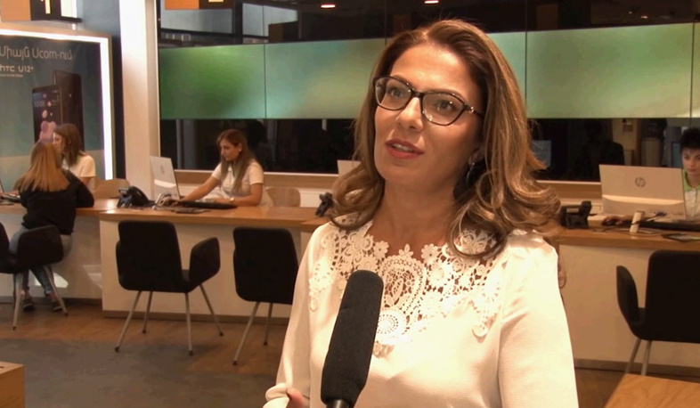 Ucom management meets with consumers