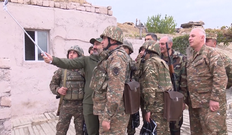 Nikol Pashinyan visits Stepanakert