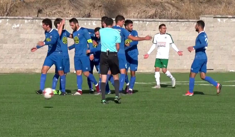 Alashkert leads Armenian Premier League