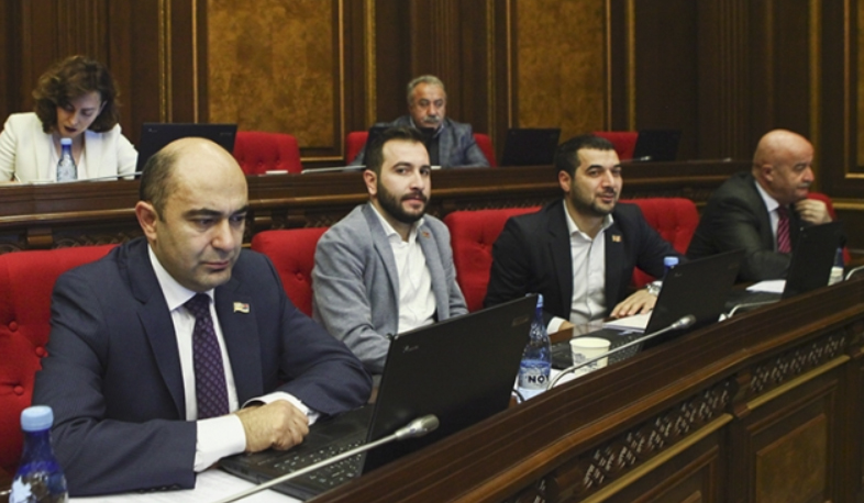 Parliament fails nearly all bills