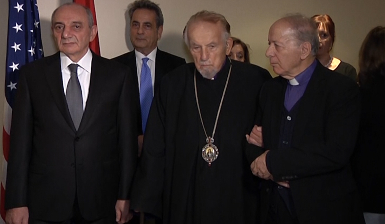 Бако Саакян находится с визитом в Лос-Анджелесе