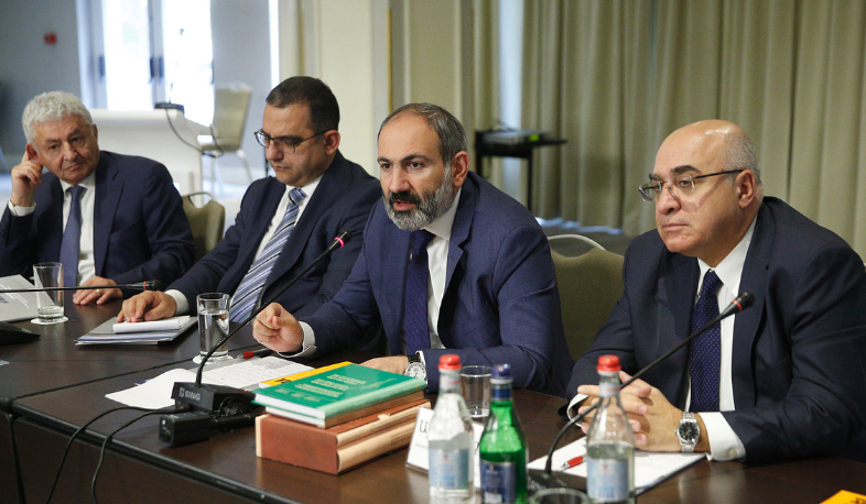 Նիկոլ Փաշինյանը մասնակցել է ՀՀ տնտեսության զարգացմանը նվիրված խորհրդաժողովին