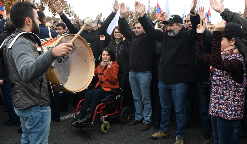 Համաերևանյան քայլերթը շարունակվում է