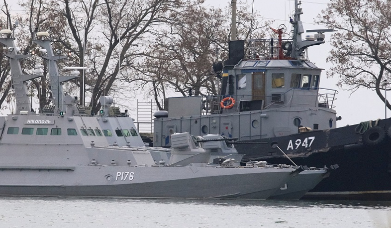 Russia arrests 12 Ukrainian sailors