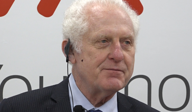 Դոկտոր Թին Հայաստանում է